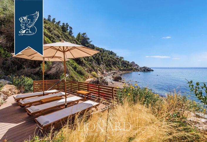 Image No.25-7 Bed Villa for sale