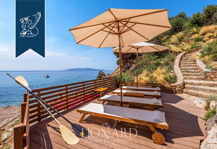 Image No.27-7 Bed Villa for sale