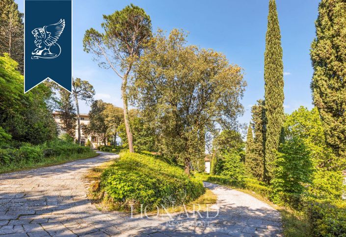 Image No.10-7 Bed Villa for sale