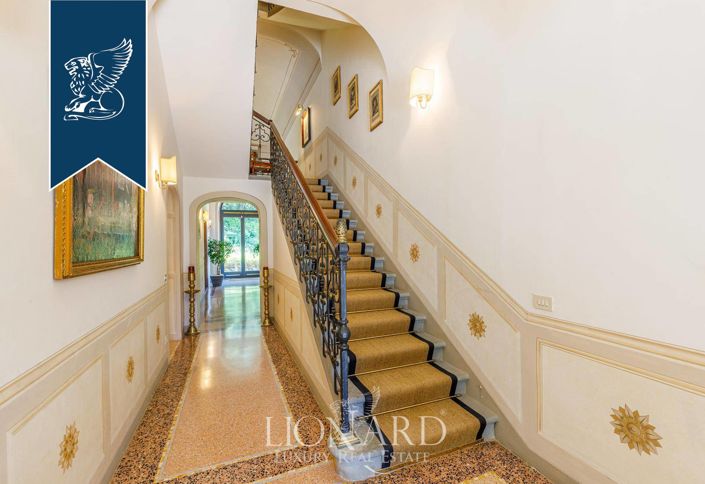 Image No.18-7 Bed Villa for sale