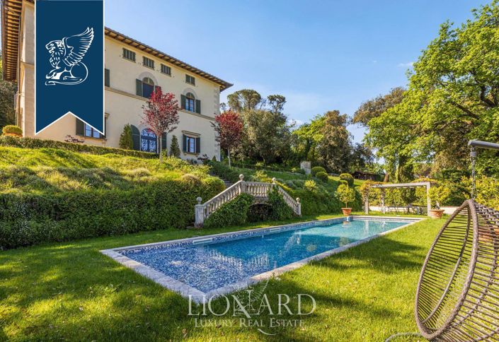 Image No.7-7 Bed Villa for sale