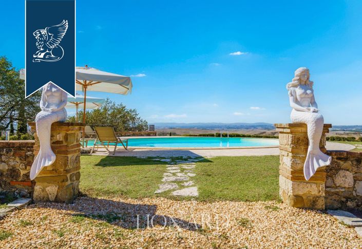 Image No.8-11 Bed Villa for sale