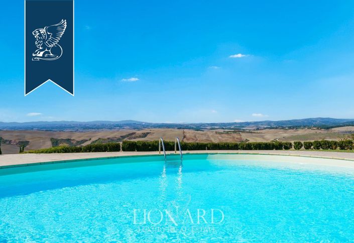 Image No.9-11 Bed Villa for sale