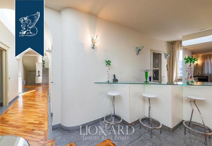 Image No.20-4 Bed Apartment for sale