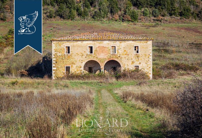 Image No.26-100 Bed Farmhouse for sale