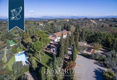 1 - Florence, Villa