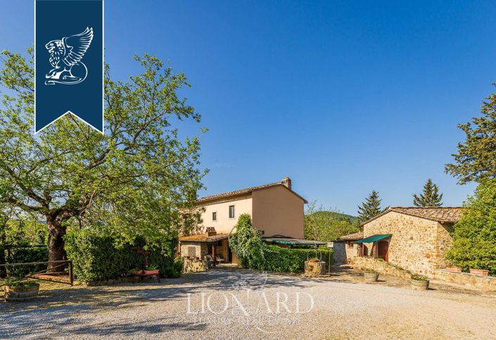 Image No.17-14 Bed Farmhouse for sale