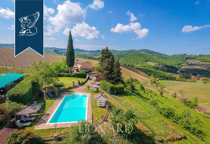 Image No.6-14 Bed Farmhouse for sale