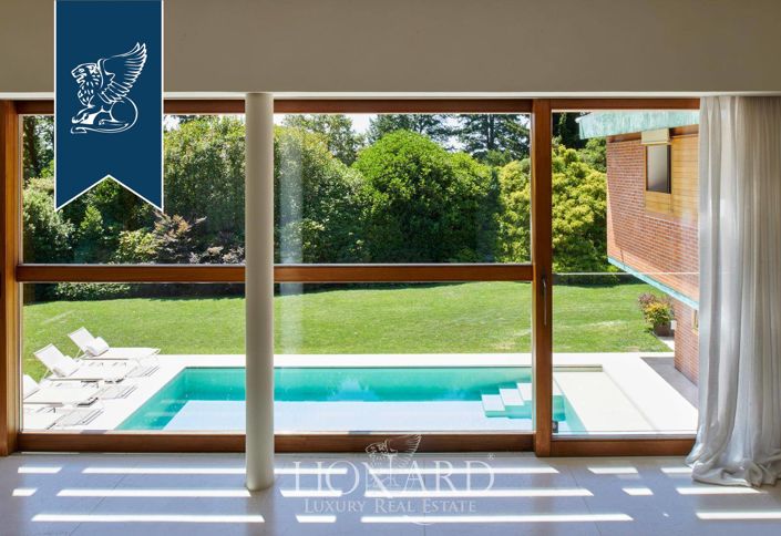 Image No.21-5 Bed Villa for sale