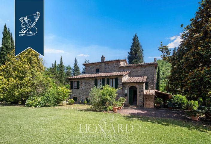 Image No.4-8 Bed Villa for sale