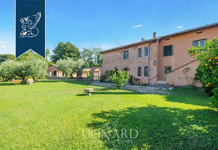 Image No.3-15 Bed Villa for sale