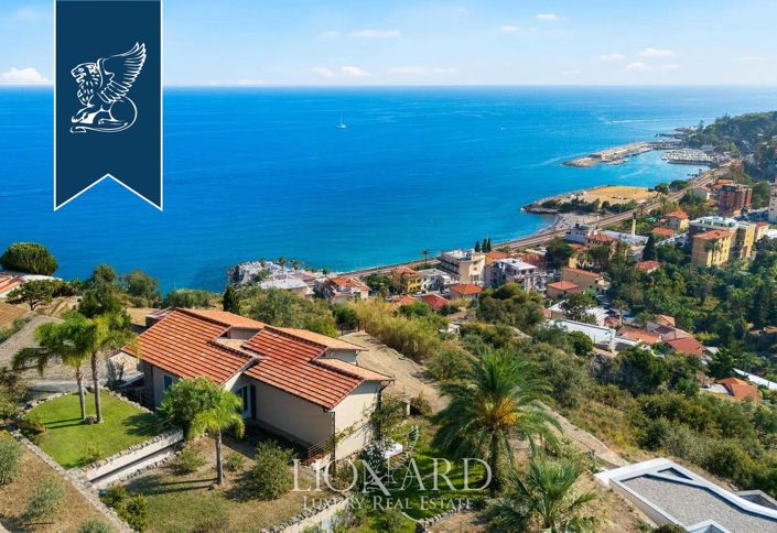 Image No.3-4 Bed Villa for sale