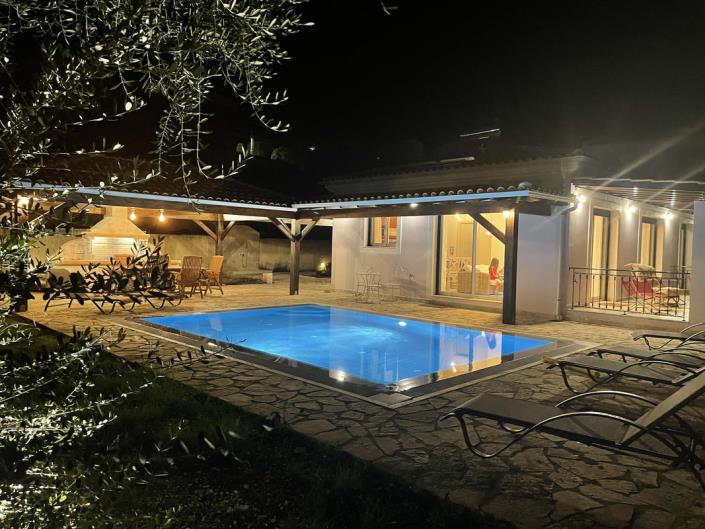 Image No.8-4 Bed Villa for sale