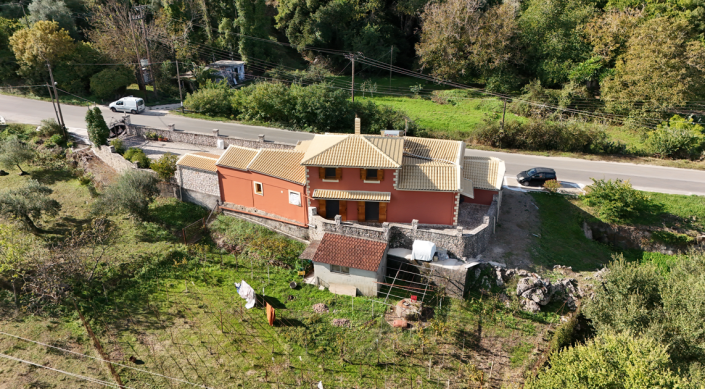 Image No.7-6 Bed House for sale