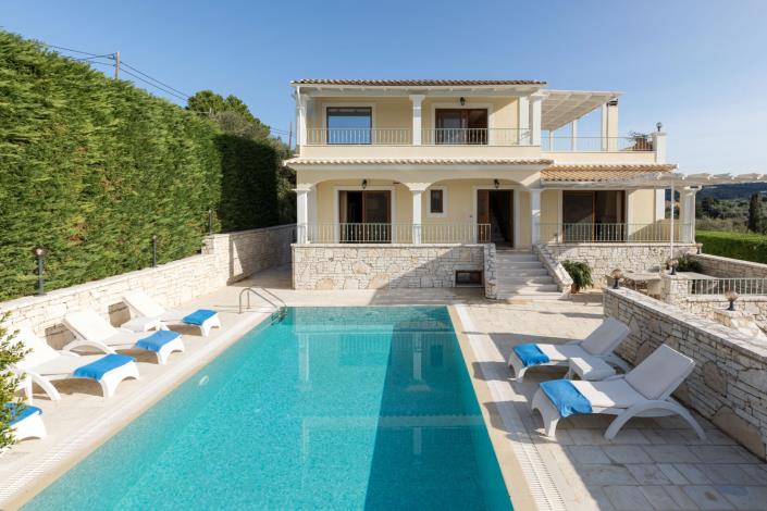 Image No.2-4 Bed Villa for sale