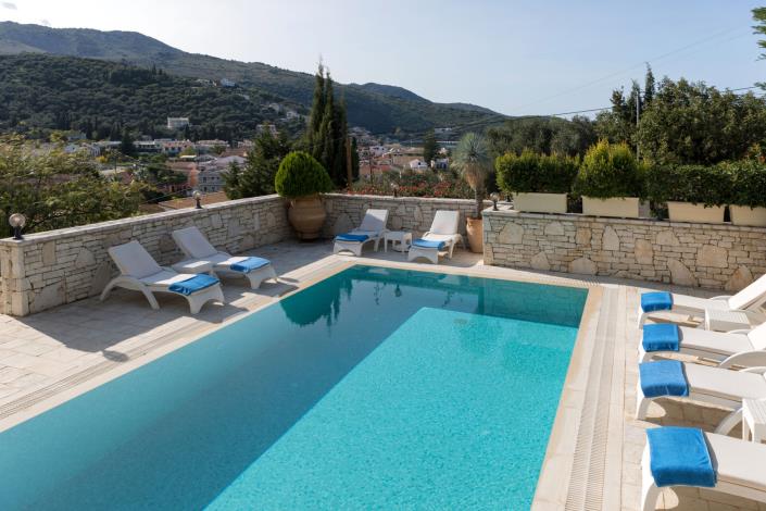Image No.3-4 Bed Villa for sale