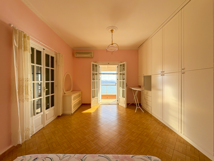 Image No.45-4 Bed Villa for sale