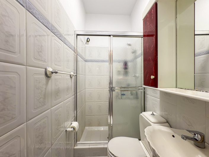 Image No.48-4 Bed Villa for sale
