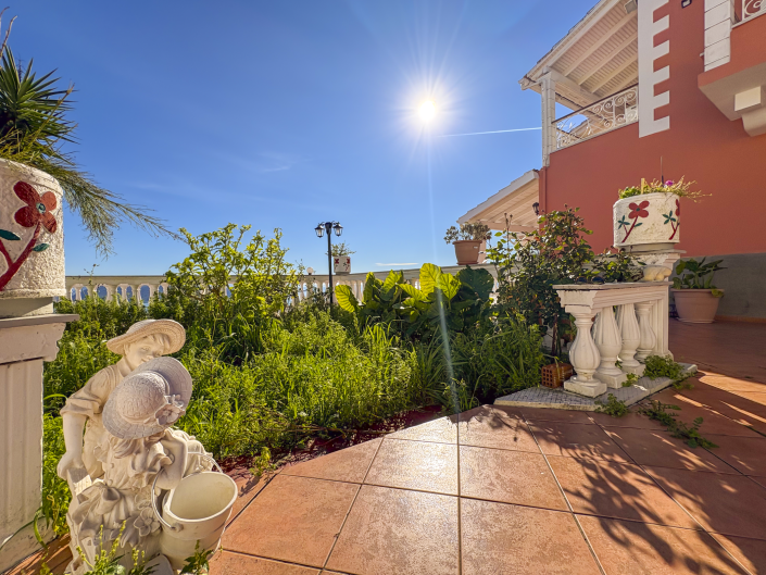 Image No.19-4 Bed Villa for sale