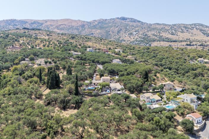 Image No.5-2 Bed Villa for sale