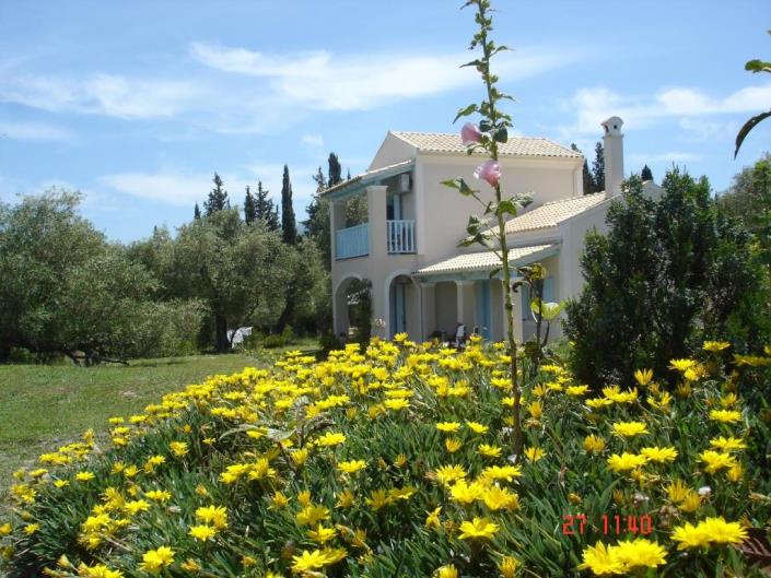 Image No.3-2 Bed Farmhouse for sale