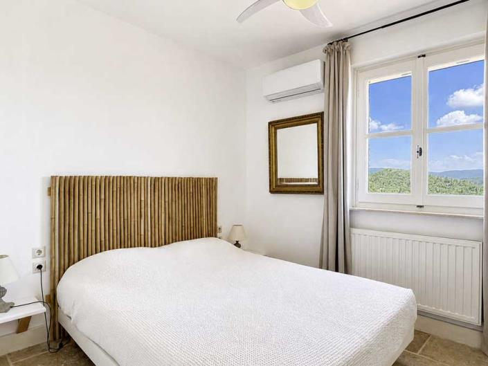 Image No.26-2 Bed Apartment for sale