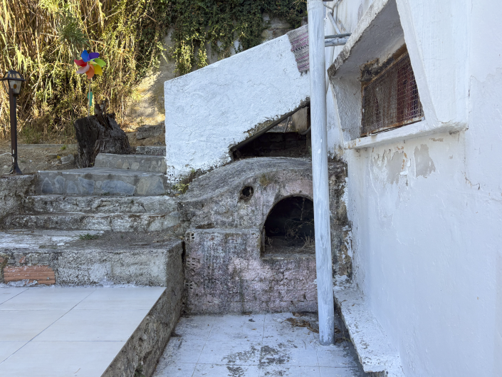 Image No.56-2 Bed House for sale