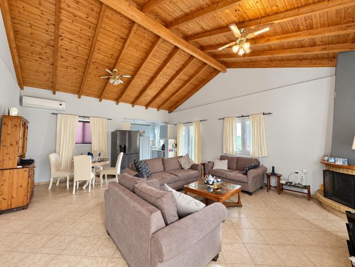 Image No.4-3 Bed House for sale