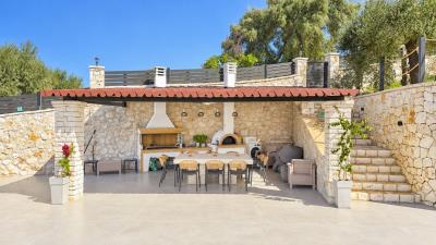 Luxury-4-Bedroom-Villa-with-Infinity-Pool---Panoramic-Sea-Views--Acharavi----1-950-000--14-
