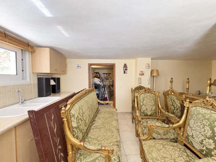 Image No.43-3 Bed House for sale