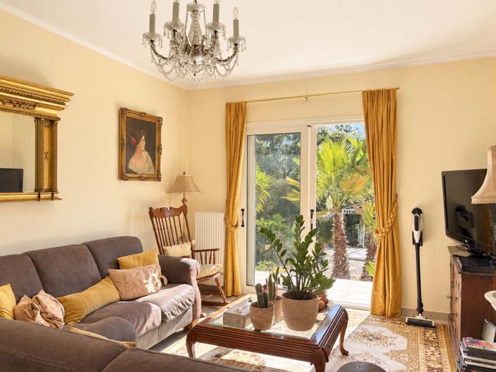 Image No.28-3 Bed House for sale