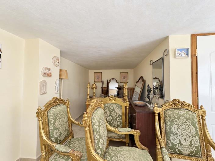 Image No.44-3 Bed House for sale