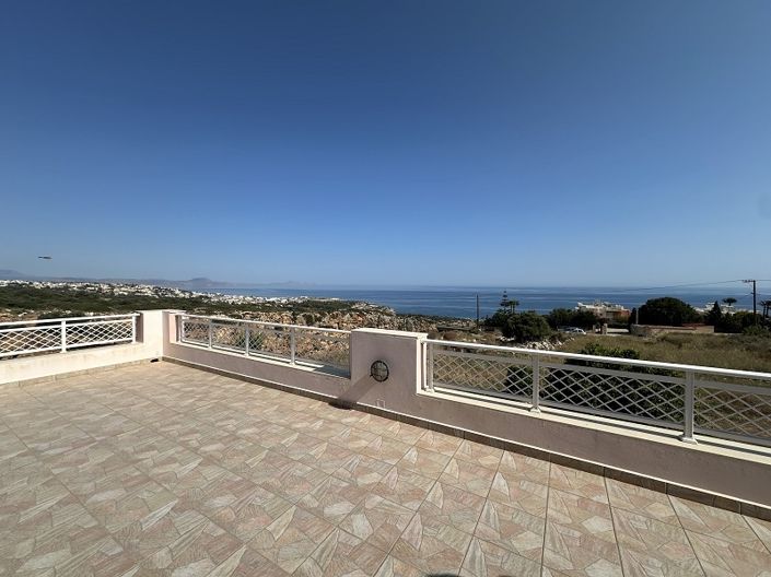 Image No.21-6 Bed Property for sale