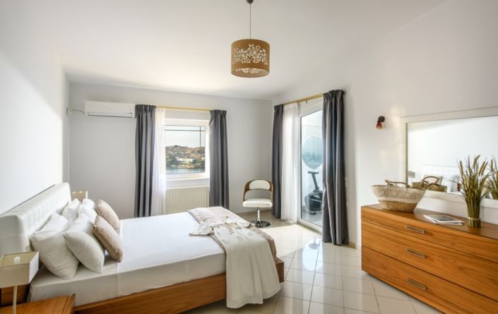Image No.5-7 Bed Property for sale