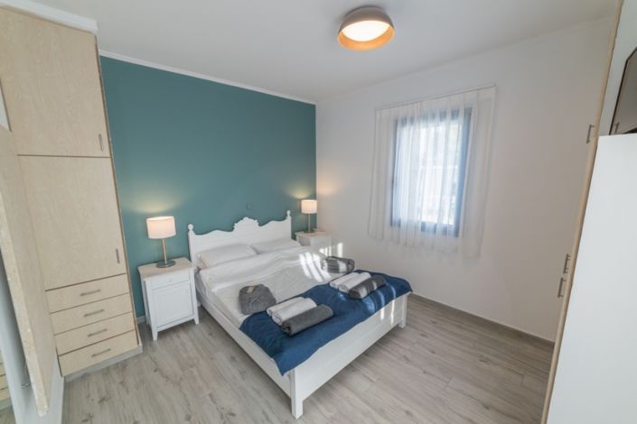Image No.7-3 Bed House for sale