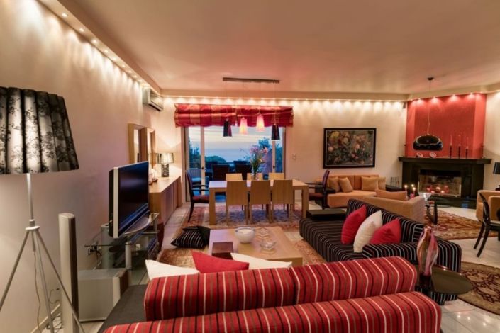 Image No.7-6 Bed Property for sale