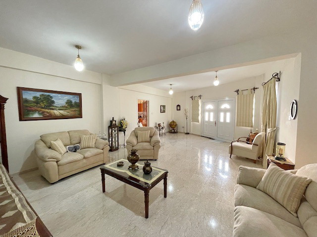 Image No.5-Propriété de 3 chambres à vendre à Larnaca