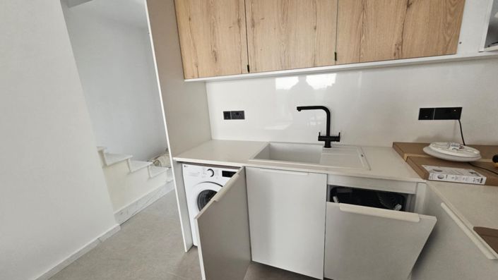 Image No.6-Propriété de 2 chambres à vendre
