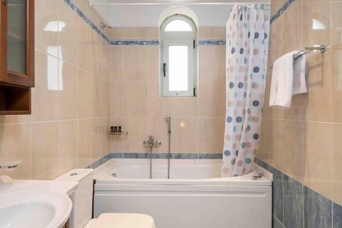 Image No.14-3 Bed House for sale