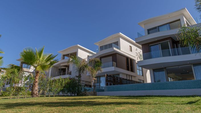 Image No.15-5 Bed House for sale
