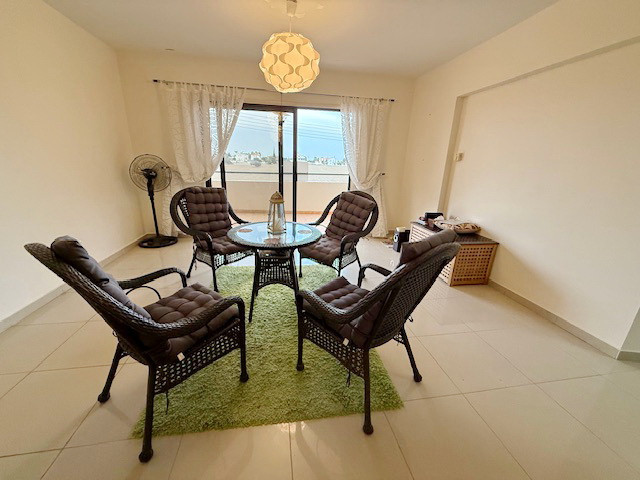 Image No.2-Appartement de 2 chambres à vendre à Larnaca