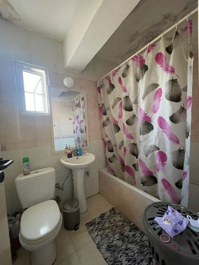 Image No.12-2 Bed House for sale