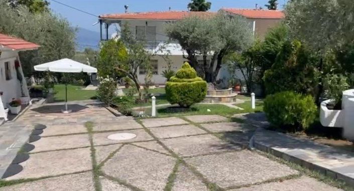 Image No.2-2 Bed House for sale