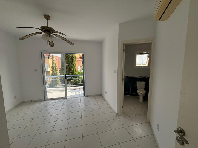 Image No.24-3 Bed Property for sale