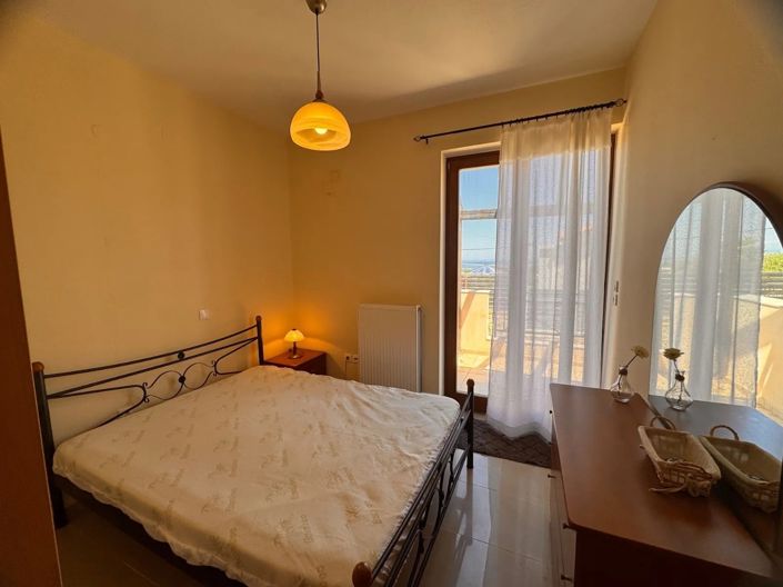 Image No.17-3 Bed House for sale