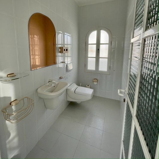Image No.23-8 Bed Villa for sale