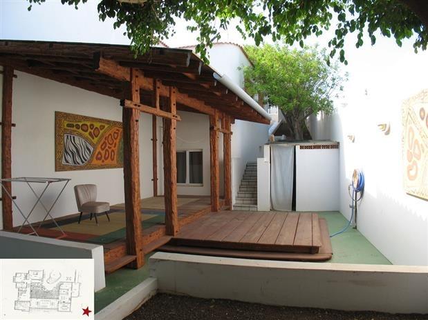 Image No.8-8 Bed Villa for sale
