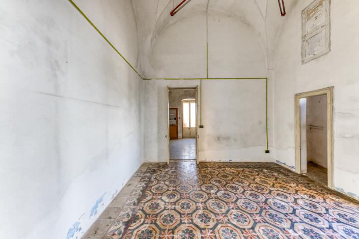 Image No.21-3 Bed House for sale