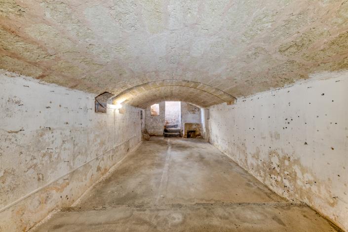 Image No.30-3 Bed House for sale