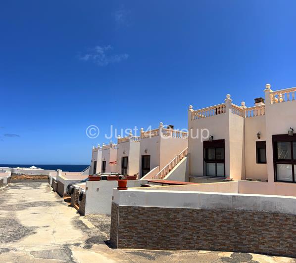 Image No.2-3 Bed Villa for sale